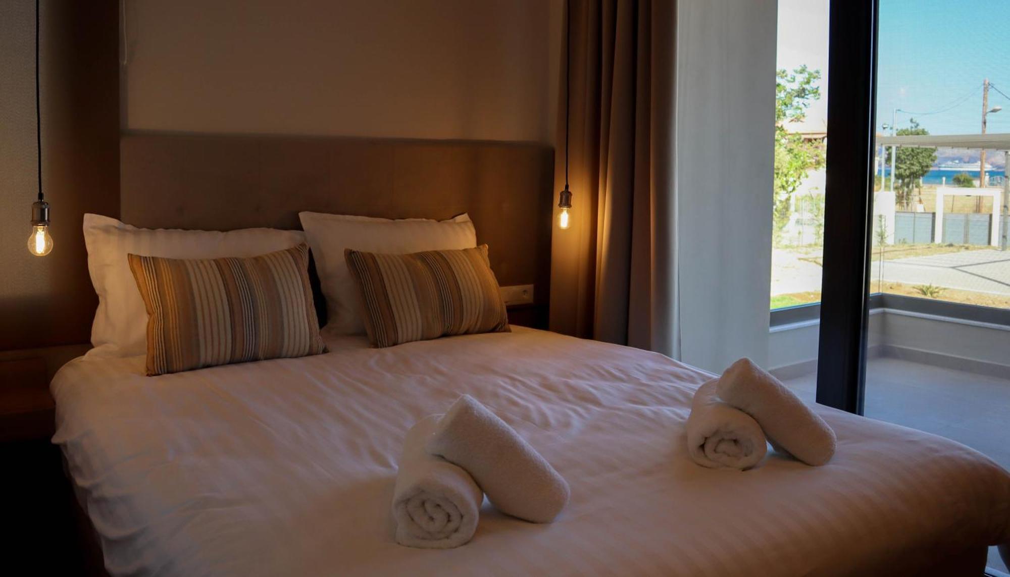 Almyres Luxurious Residences Míloi Exteriér fotografie